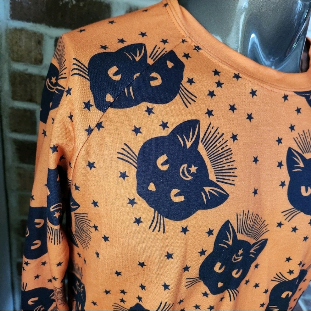 Halloween Pullover Black Cats Magic Black Cats Witchcraft Size Large Soft Cozy - Picture 4 of 16